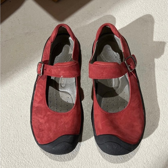 Keen Mary Jane Shoes - Picture 1 of 3